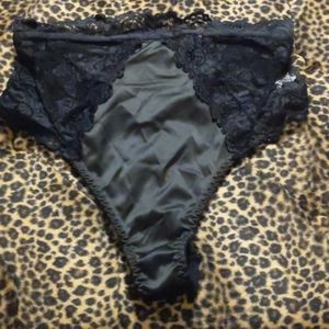 Fashion Nova Brand High Waisted Lace Panties